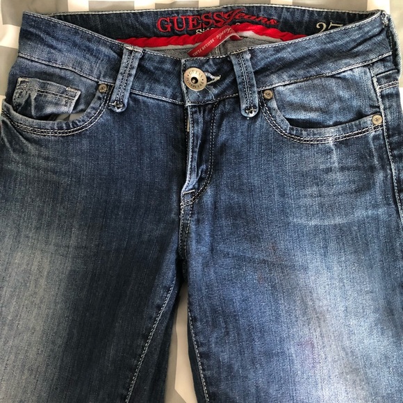 Flared Guess Jeans - Picture 3 of 3